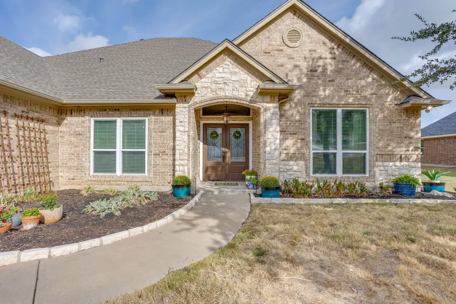 703 Country Club Drive, Joshua, TX 76058 - #2