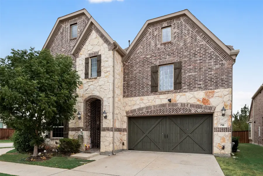 718 Waterbrook Parkway, Argyle, TX 76226 - #2