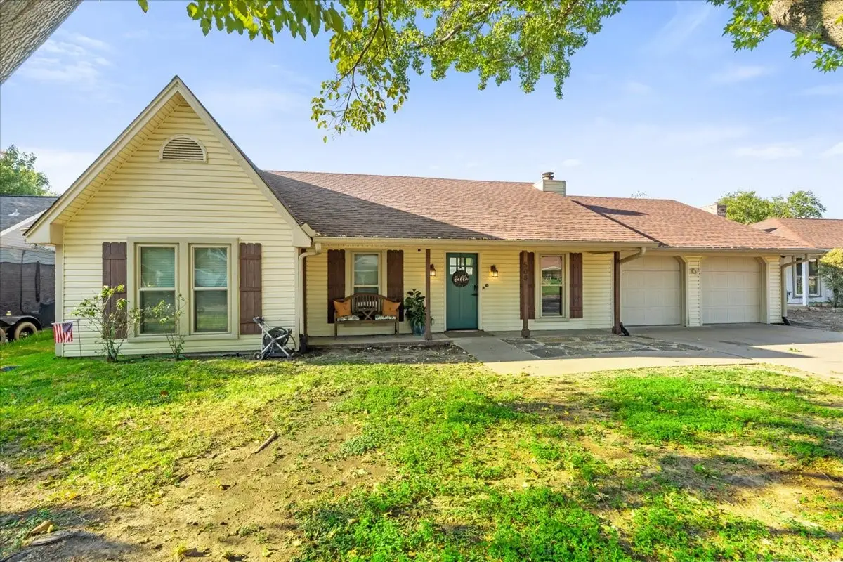 508 Lakewood Avenue, Corsicana, TX 75110 - #1