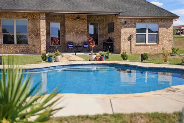 139 Stanford Lane, Springtown, TX 76082