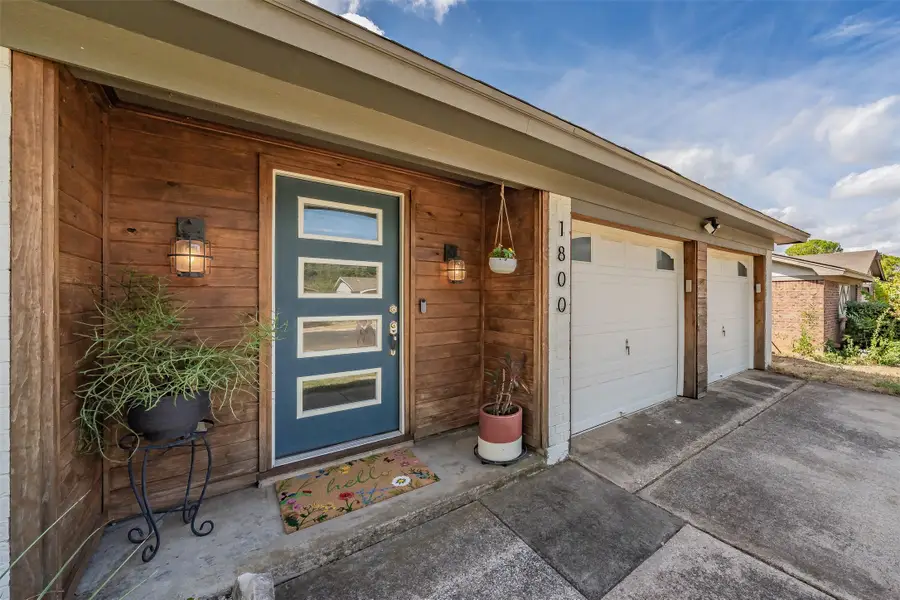 1800 Winchester Way, Bedford, TX 76022 - #2