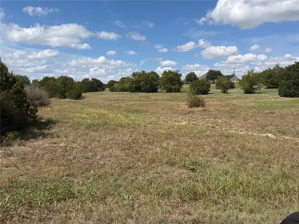 7032 Muirfield Drive, Cleburne, TX 76033