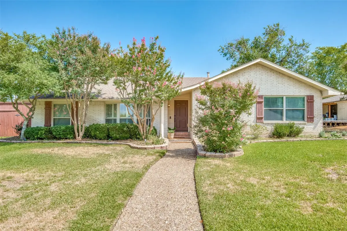 6607 Roundrock Road, Dallas, TX 75248 - #1