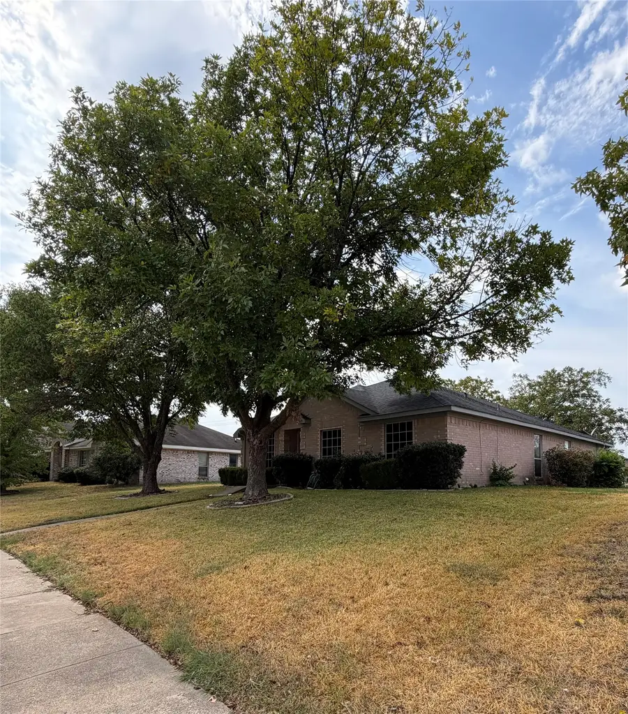 1013 Wentwood Drive, Desoto, TX 75115 - #3