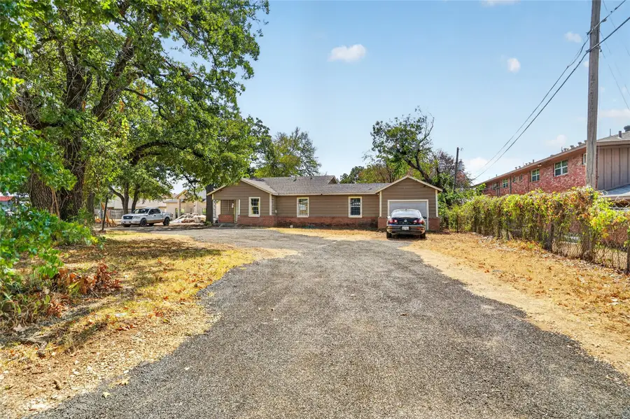 5800 Dallas Avenue, Fort Worth, TX 76112 - #3