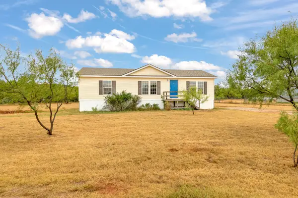 1309 Warren Street, Buffalo Gap, TX 79508