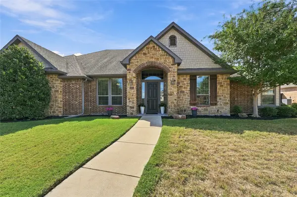 317 Covington Lane, Ovilla, TX 75154