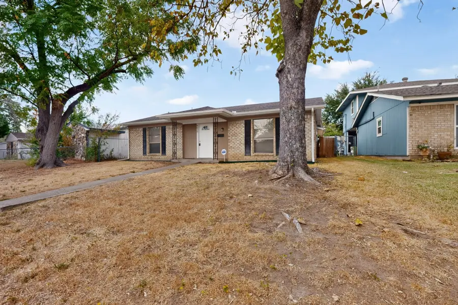 9839 Glengreen Drive, Dallas, TX 75217 - #3