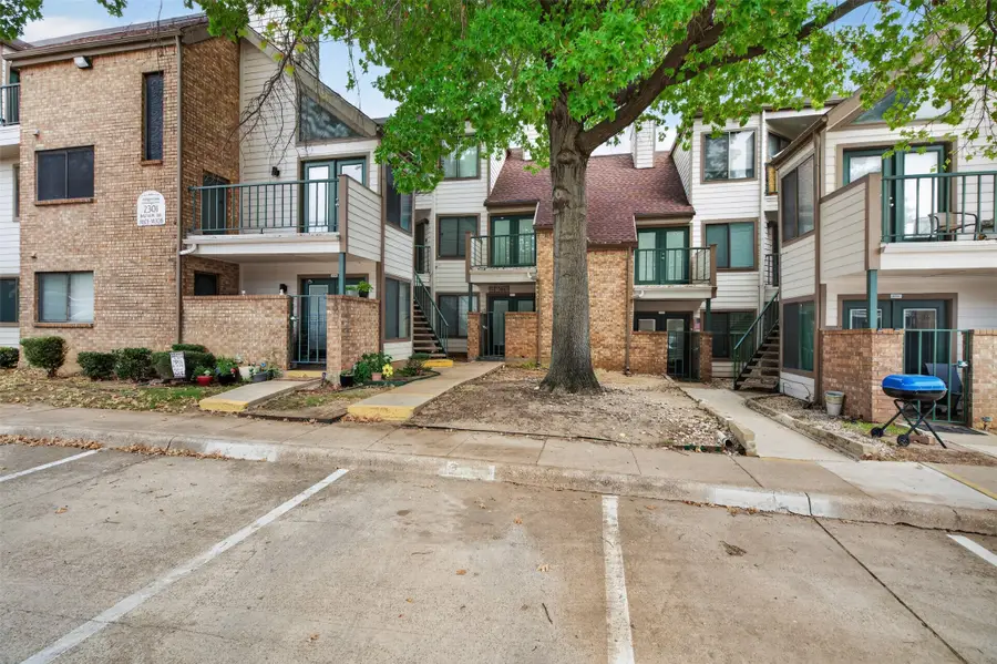 2301 Balsam Drive #M210, Arlington, TX 76006 - #2