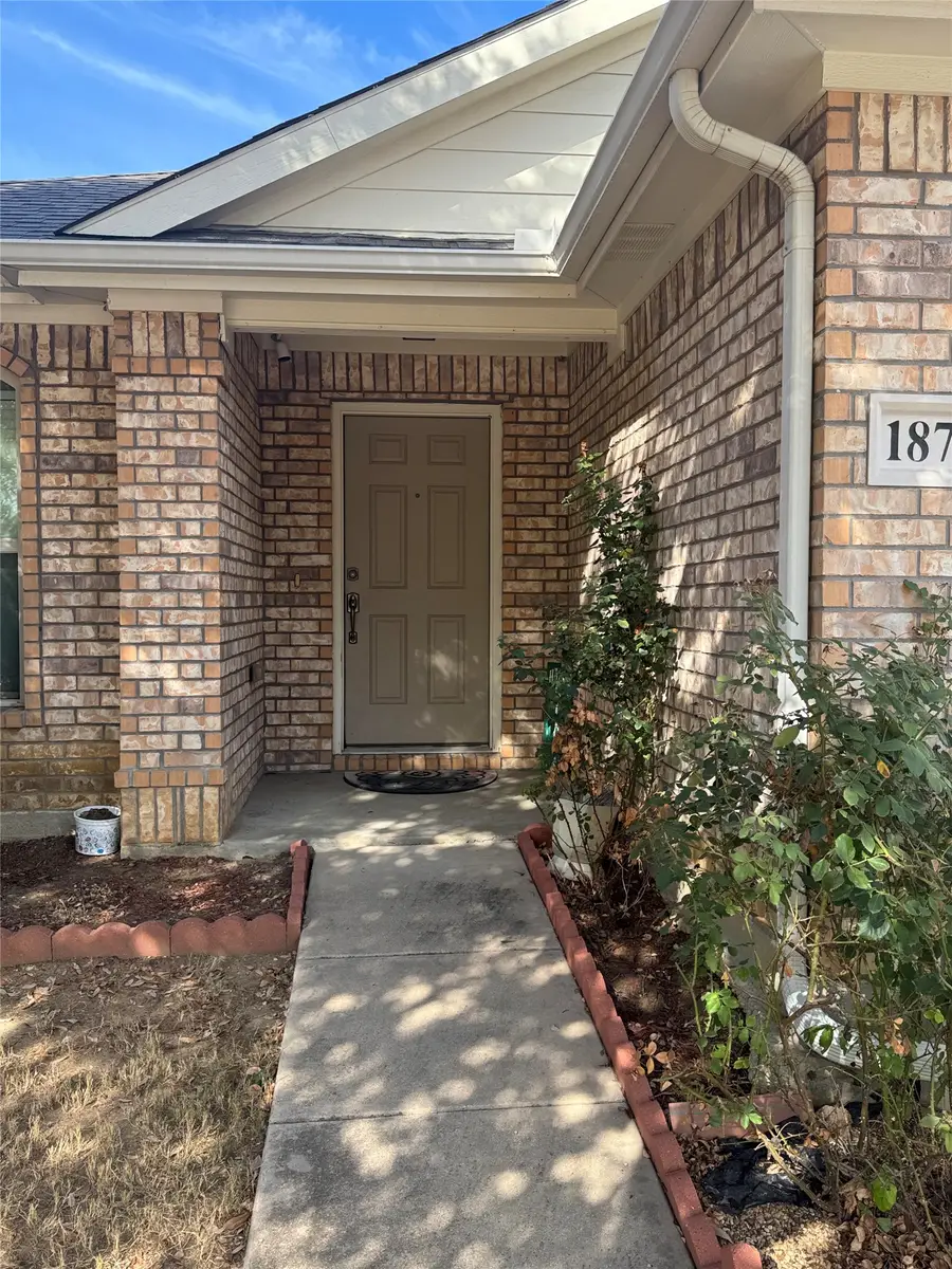 1879 Sea Gull Drive, Southwest Dallas, TX 75051 - #2