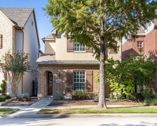2209 Longwood Drive, Carrollton, TX 75010