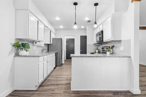 6836 Megan Lane, North Richland Hills, TX 76182