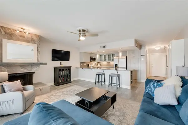 438 Yacht Club Drive #D, Rockwall, TX 75032