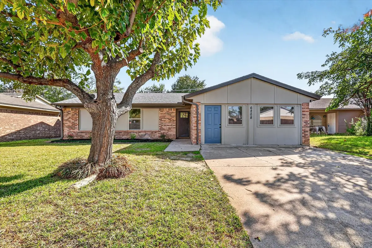 6208 Kary Lynn Drive S, Watauga, TX 76148 - #1