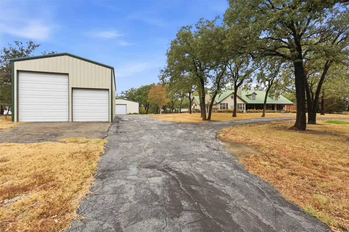 211 Private Road 4931, Springtown, TX 76082 - #1