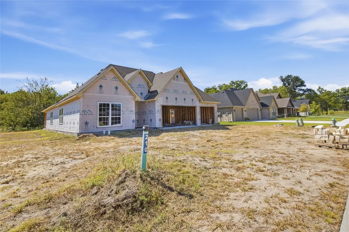 210 Trevor Lane, Greenville, TX 75402 - #1