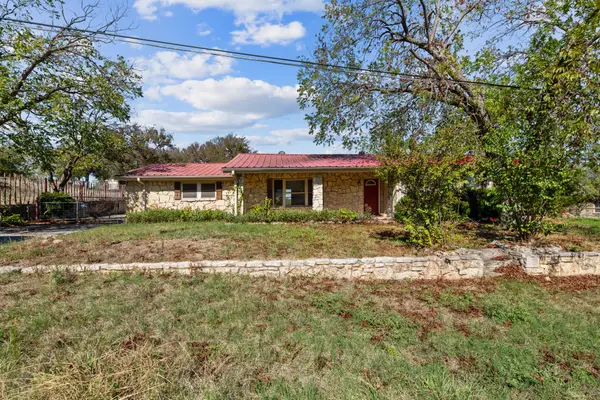 515 E Belknap Street, Jacksboro, TX 76458