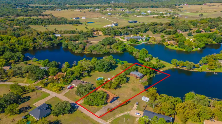 118 Spring Lake Drive, Lacy Lakeview, TX 76705 - #3