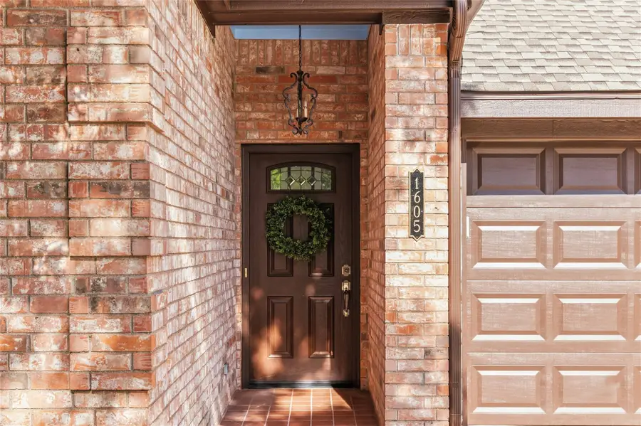 1605 Southgate Drive, Brownwood, TX 76801 - #2