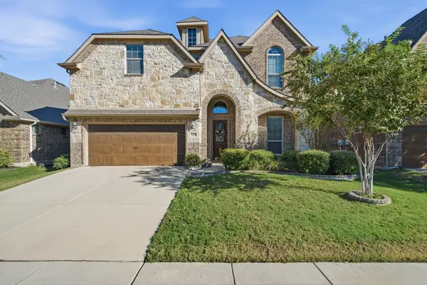 1229 Realoaks Drive, Fort Worth, TX 76131
