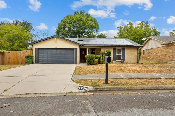 6205 Sunnybrook Drive, Watauga, TX 76148
