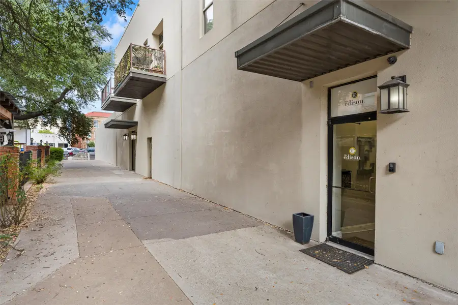 711 Austin Avenue #C, Waco, TX 76701 - #2