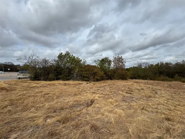 1202 Dalworth Street, Grand Prairie, TX 75050