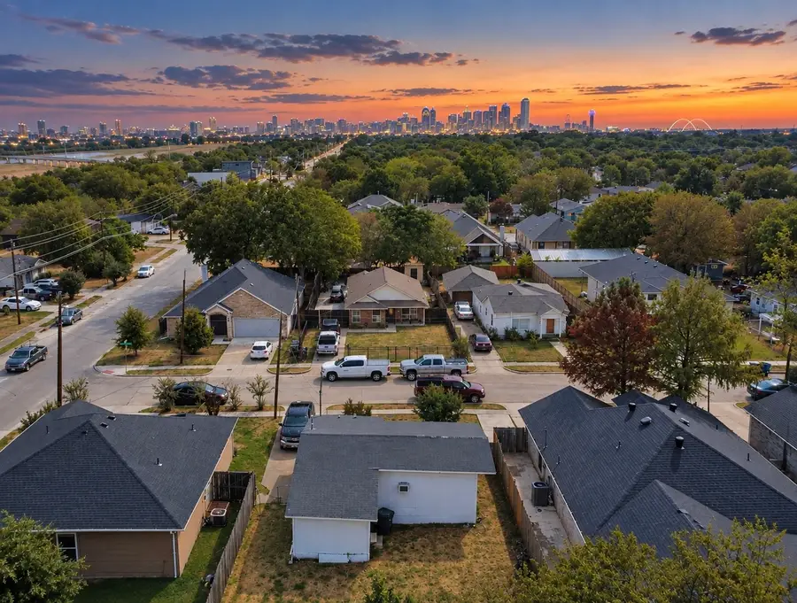 4131 Soloman Drive, Dallas, TX 75212 - #2