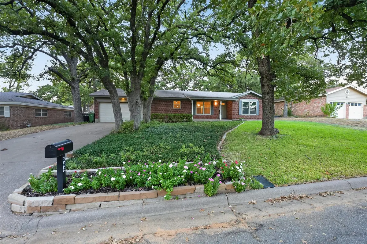 844 Woodcrest Drive, Hurst, TX 76053 - #1