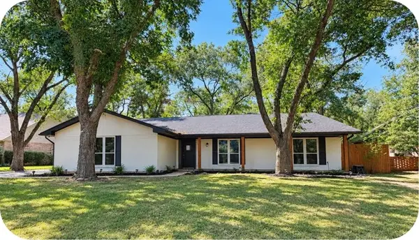 8513 Ravenswood Road, Granbury, TX 76049