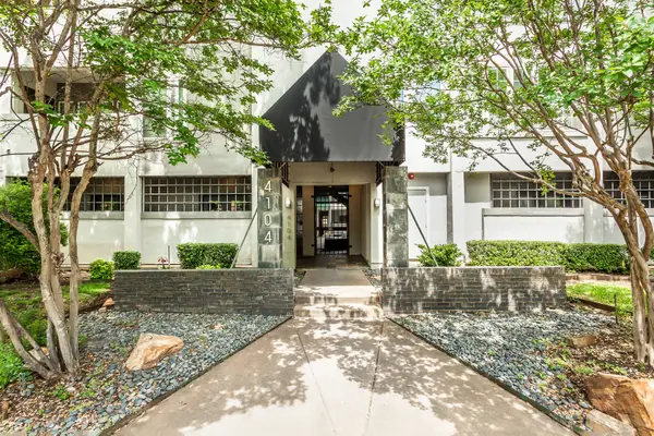 4104 N Hall Street #216, Dallas, TX 75219