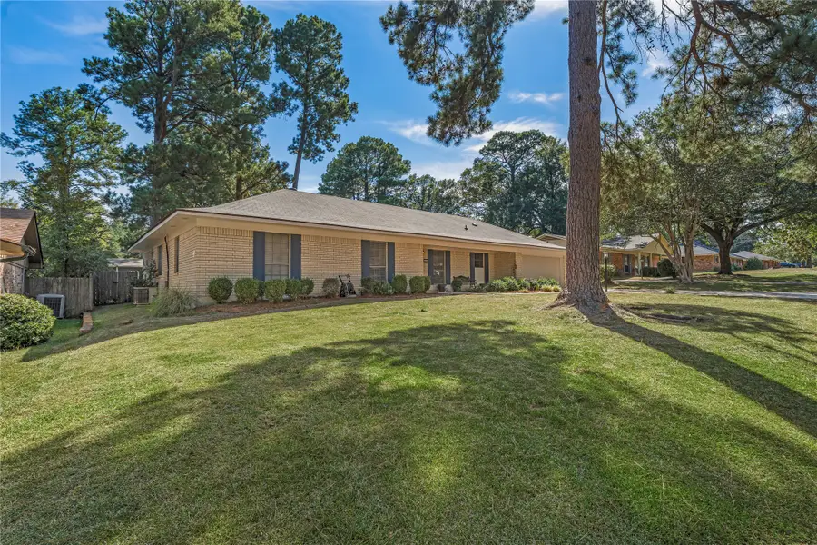 1027 Manor Place, Shreveport, LA 71118 - #3