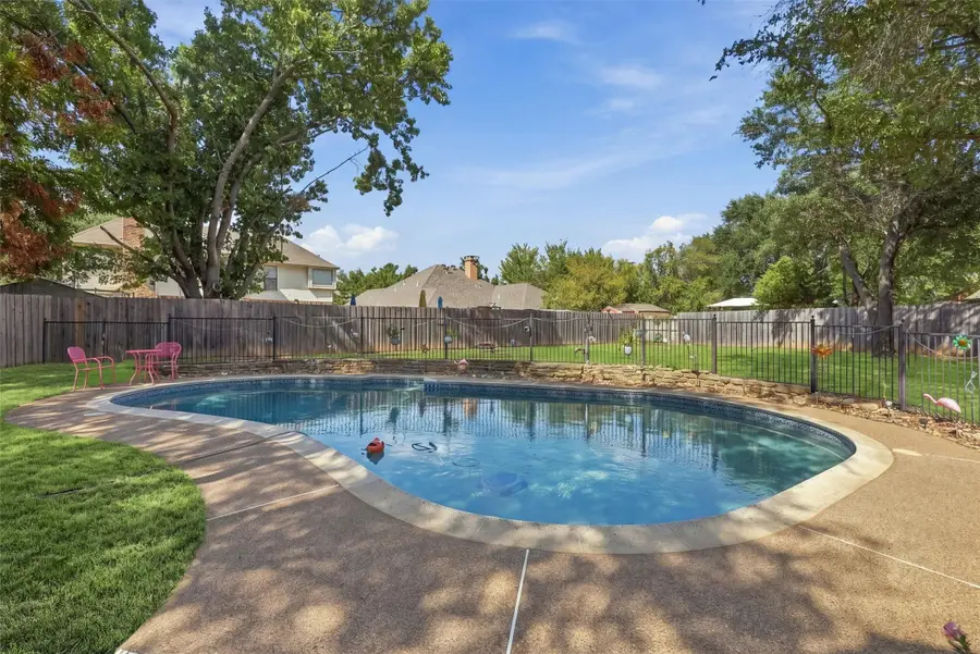 3817 Periwinkle Street, Bedford, TX 76021 - #2
