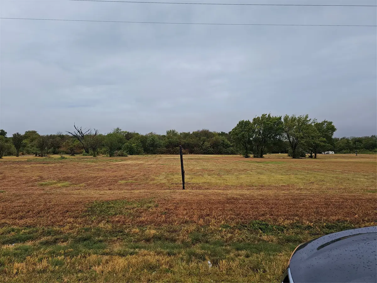 1105 S I-45, Ennis, TX 75119 - #1