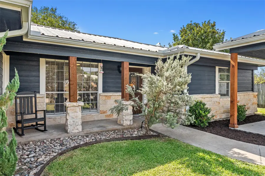 111 N Morgan Street W, Mount Calm, TX 76673 - #3