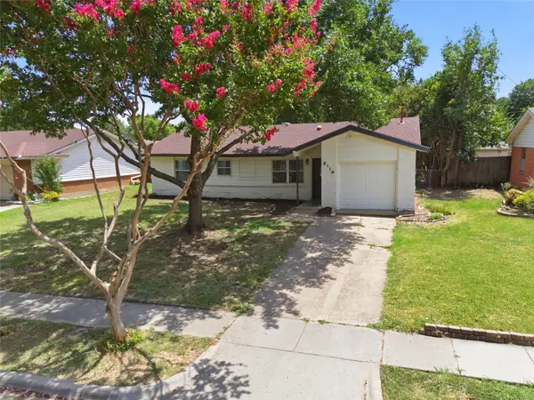 2114 Brookshire Street, Arlington, TX 76010