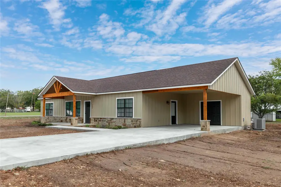 305 7th Street, Blanket, TX 76432 - #2
