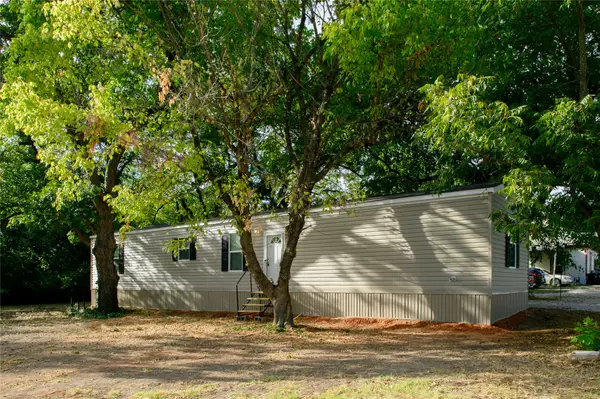 316 S Main Street, Sadler, TX 76264
