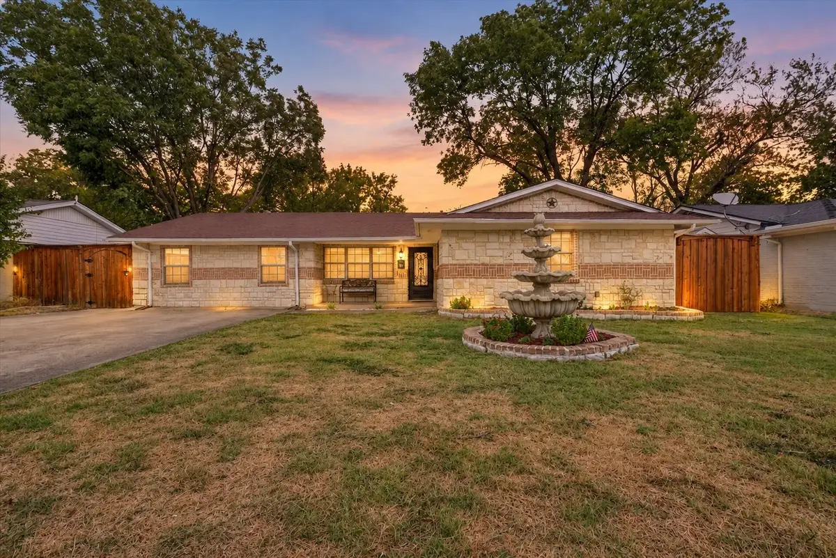 2983 Amber Lane, Farmers Branch, TX 75234 - #1