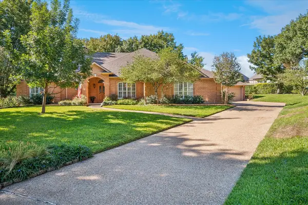 4424 Fair Ridge Drive, Fort Worth, TX 76008