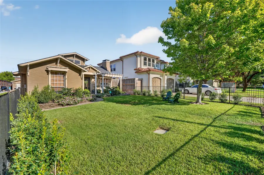 4639 Elsby Avenue, Dallas, TX 75209 - #3