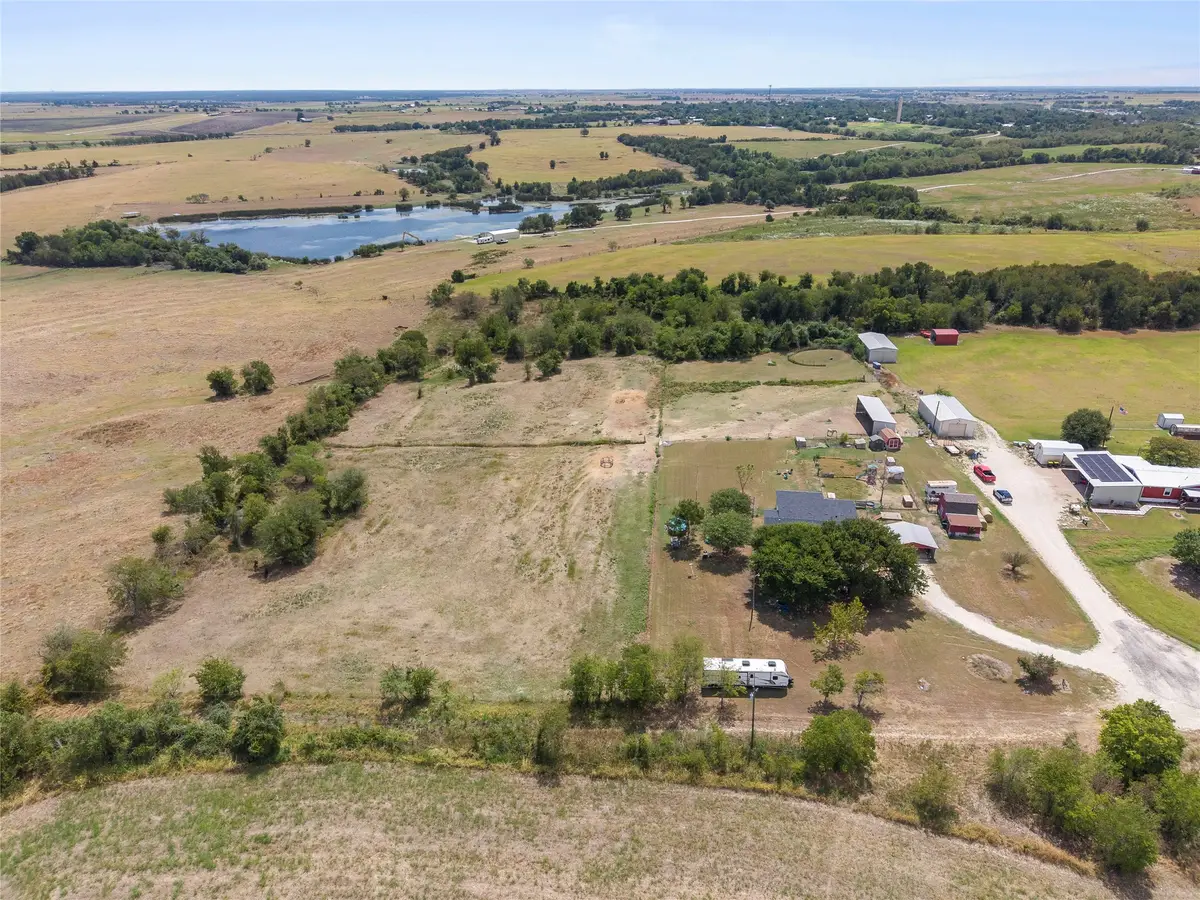140 Private Road 801, Lott, TX 76656 - #1