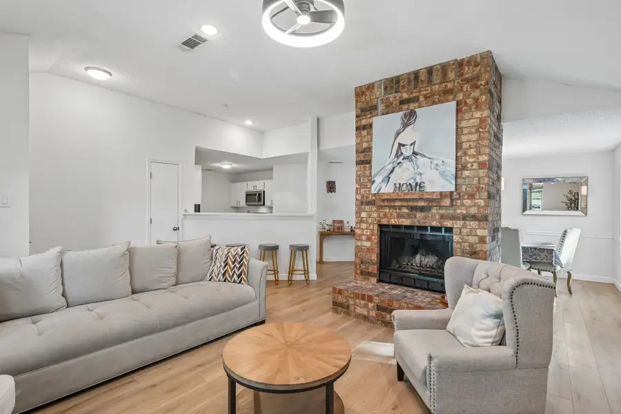 322 Valley Spring Drive, Arlington, TX 76018 - #3