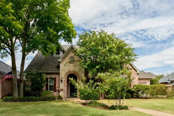 13825 E Riviera Drive, Fort Worth, TX 76028