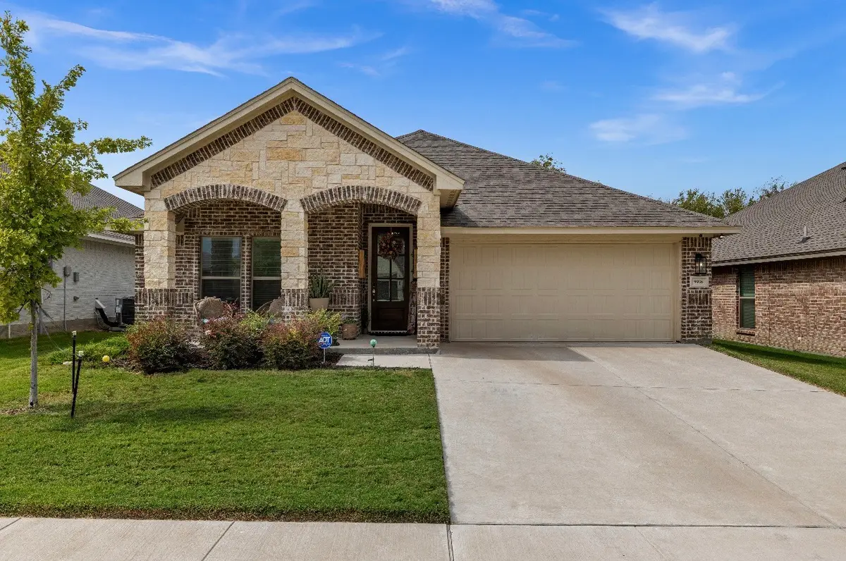 9936 Mescalbean Boulevard, Fort Worth, TX 76036 - #1