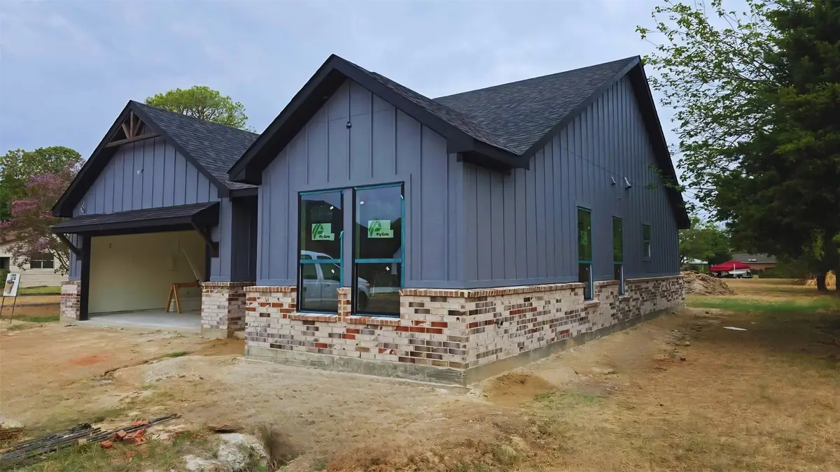 106 Meadow Heath Drive, Mabank, TX 75156 - #1