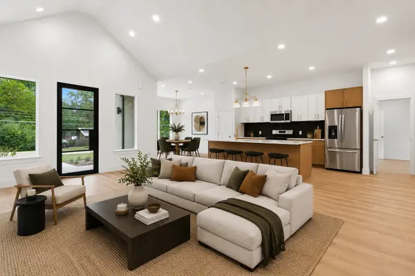 2634 Bainbridge Drive, Dallas, TX 75237