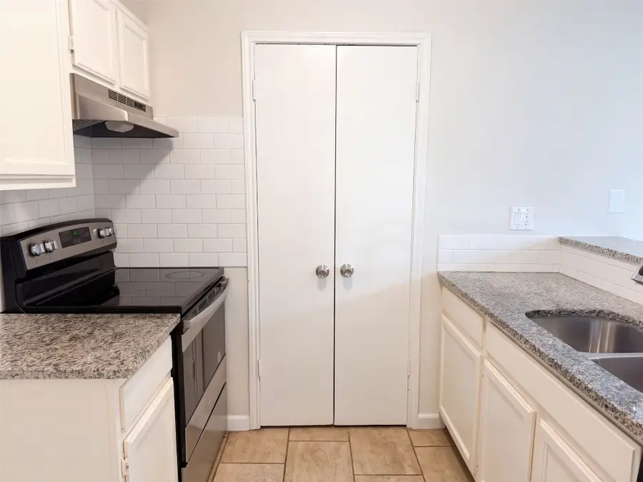 832 Brockden Drive, Mesquite, TX 75149 - #2