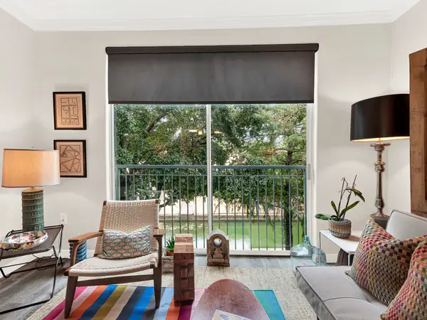 330 Las Colinas Boulevard E #228, Irving, TX 75039