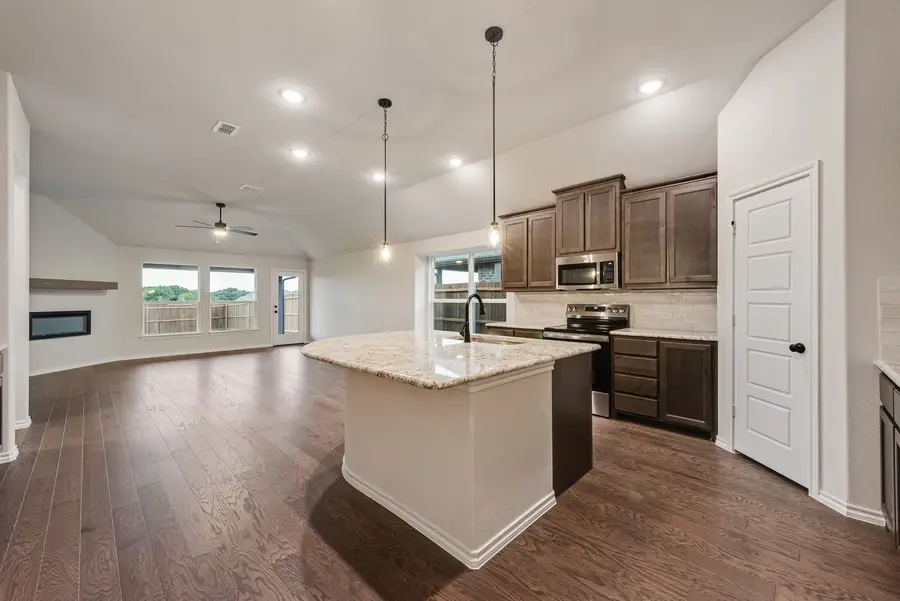 441 Carnero Drive, Granbury, TX 76048 - #3
